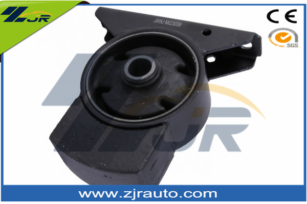 汽车橡胶件备件发动机支架适用于三菱 CARISMA MR197132