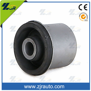 三菱汽车配件橡胶悬架衬套 Mr519398