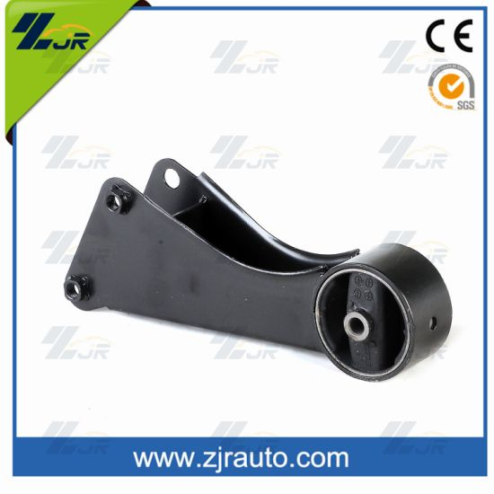 汽车备件橡胶发动机支架适用于三菱 Mirage MB309695