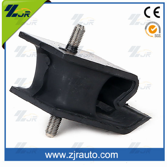 三菱汽车备件橡胶发动机支架 Mr319769