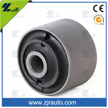 三菱汽车配件橡胶悬架衬套 MB631492